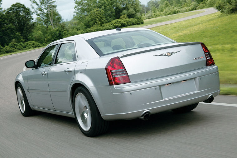 2006 Chrysler 300C SRT8 Picture