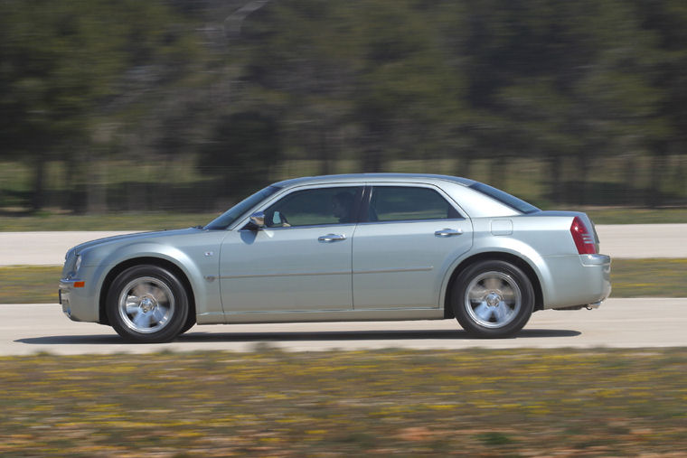 2009 Chrysler 300C Picture