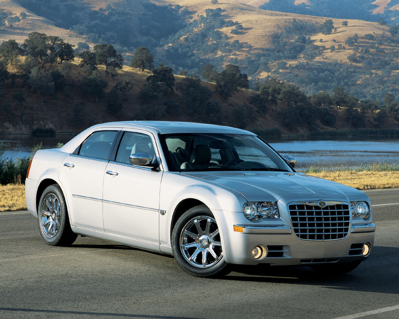 Chrysler 300 Desktop Wallpaper