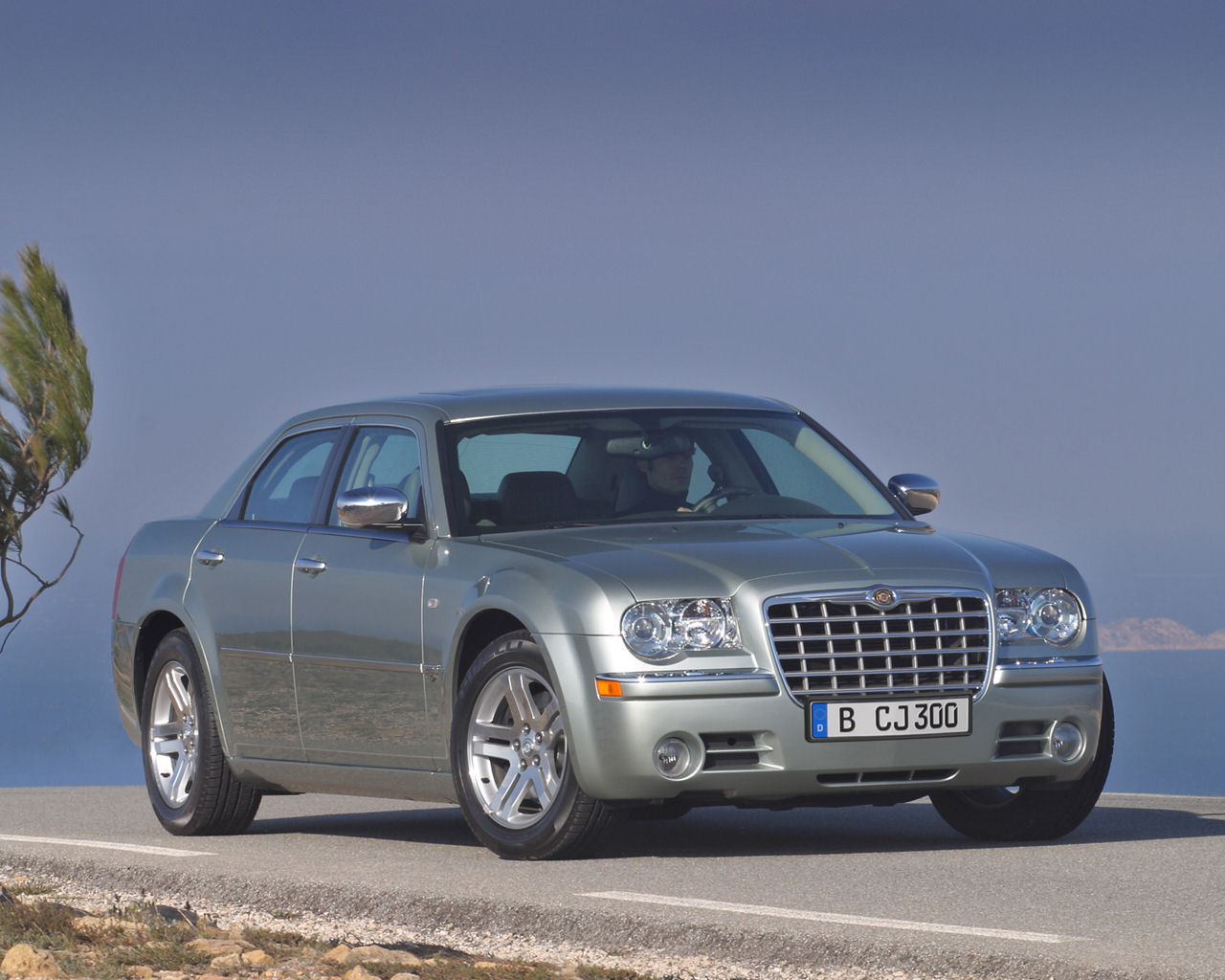 Chrysler 300 Desktop Wallpaper