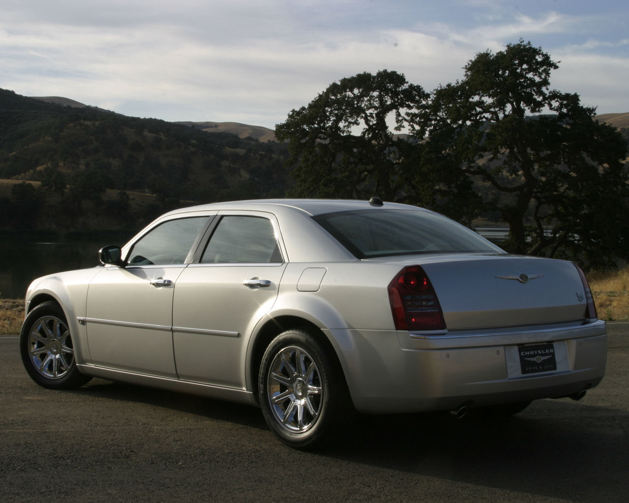 Chrysler 300 Desktop Wallpaper