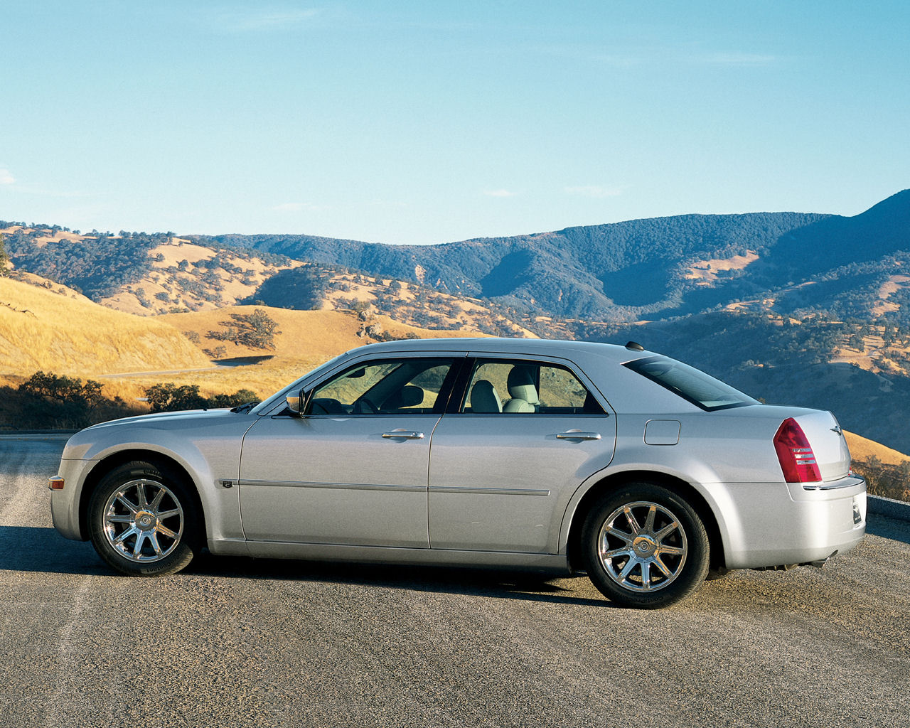 Chrysler 300 Desktop Wallpaper