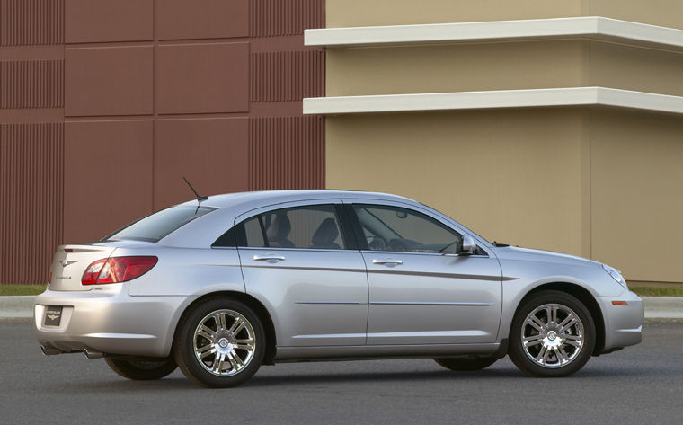 2008 Chrysler Sebring Limited Sedan Picture