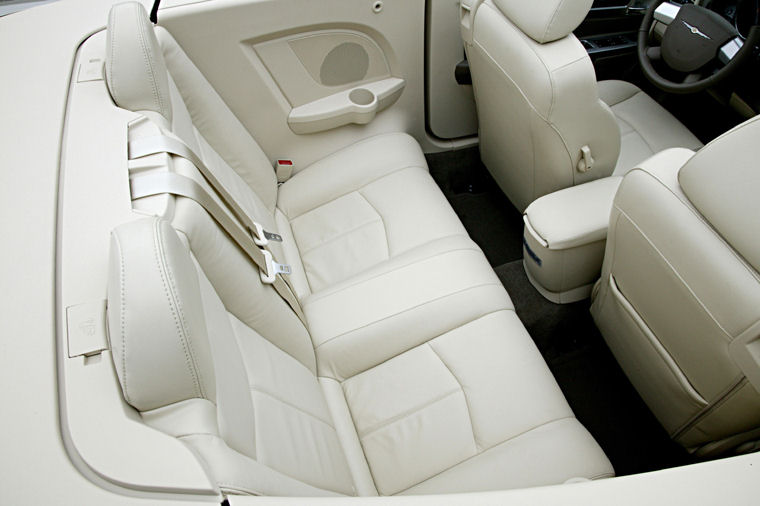 2009 Chrysler Sebring Limited Convertible Rear Seats Picture