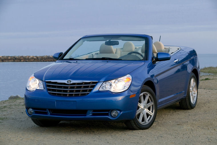 2010 Chrysler Sebring Limited Convertible Picture