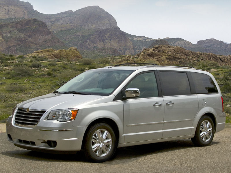 Chrysler Town & Country Desktop Wallpaper