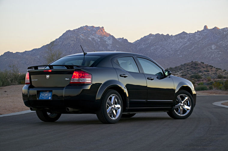 2008 Dodge Avenger R/T Picture