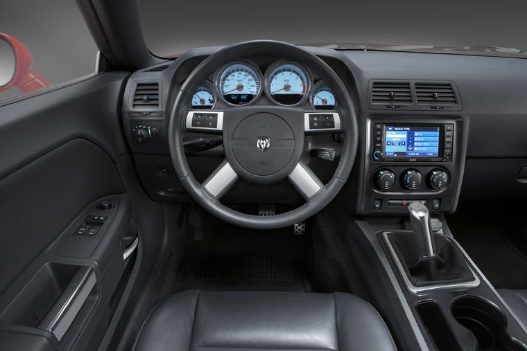 2009 Dodge Challenger R/T Cockpit Picture