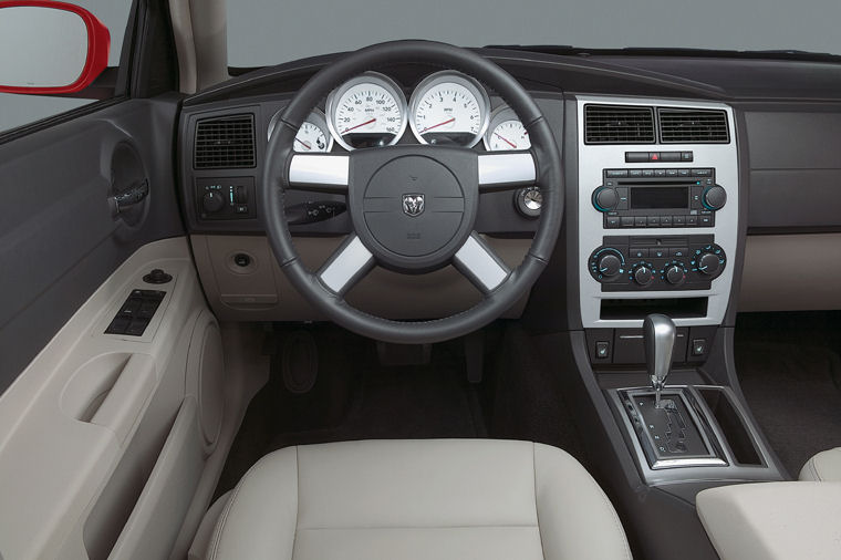 2006 Dodge Charger Cockpit Picture