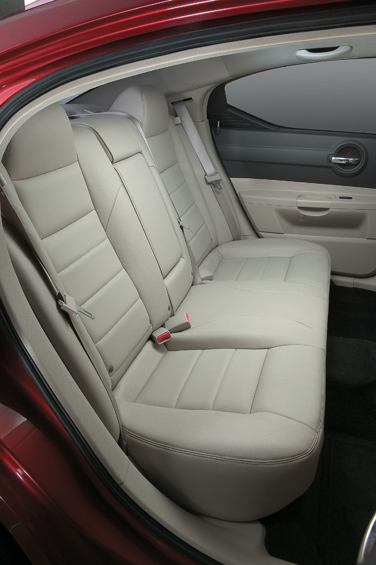 2006 Dodge Charger Rear Seats Picture