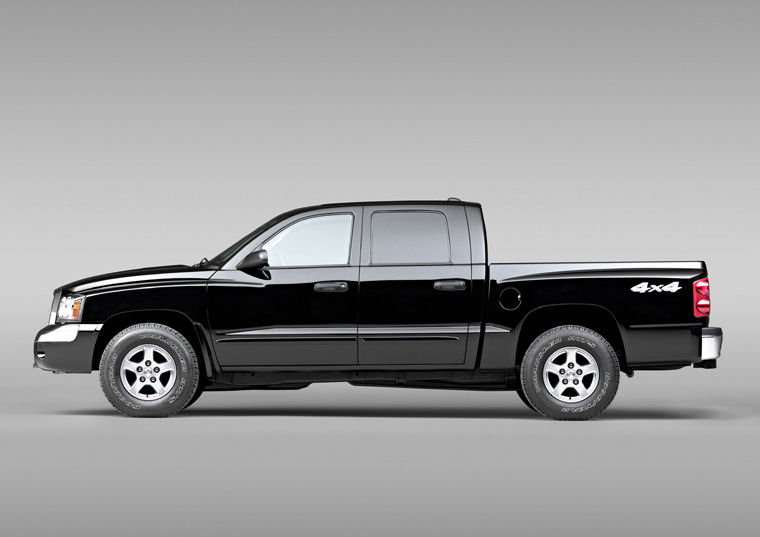 2005 Dodge Dakota Quad Cab Laramie Picture