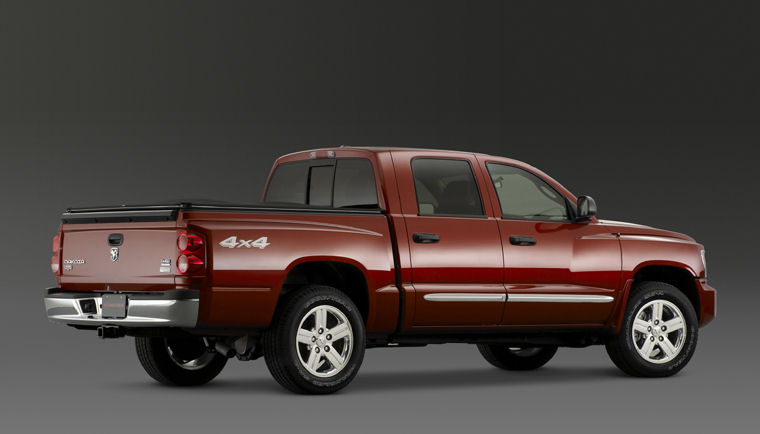 2008 Dodge Dakota Crew Cab Laramie Picture