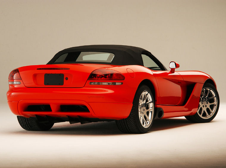 2003 Dodge Viper SRT10 Picture