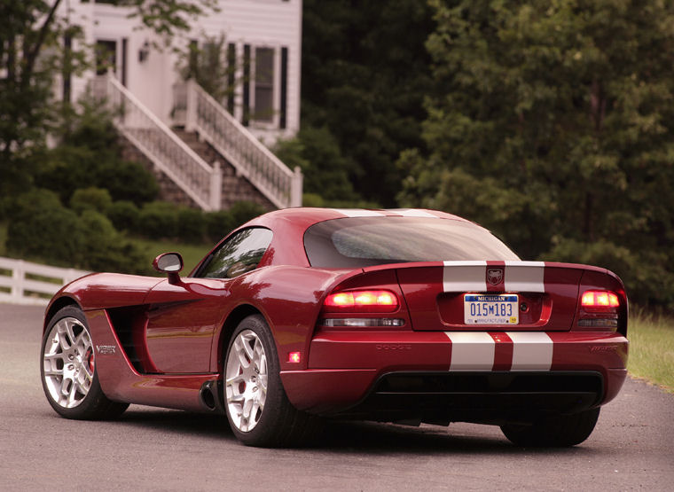 2008 Dodge Viper GTS Picture