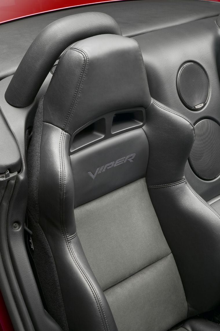 2009 Dodge Viper SRT10 Front Seats Picture