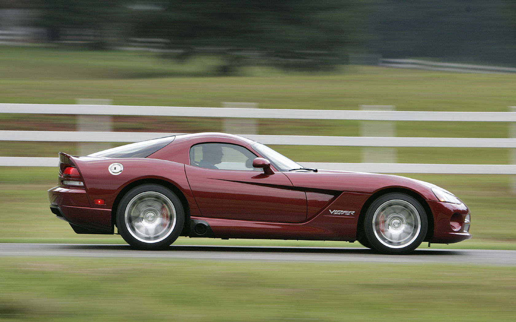 Dodge Viper Desktop Wallpaper