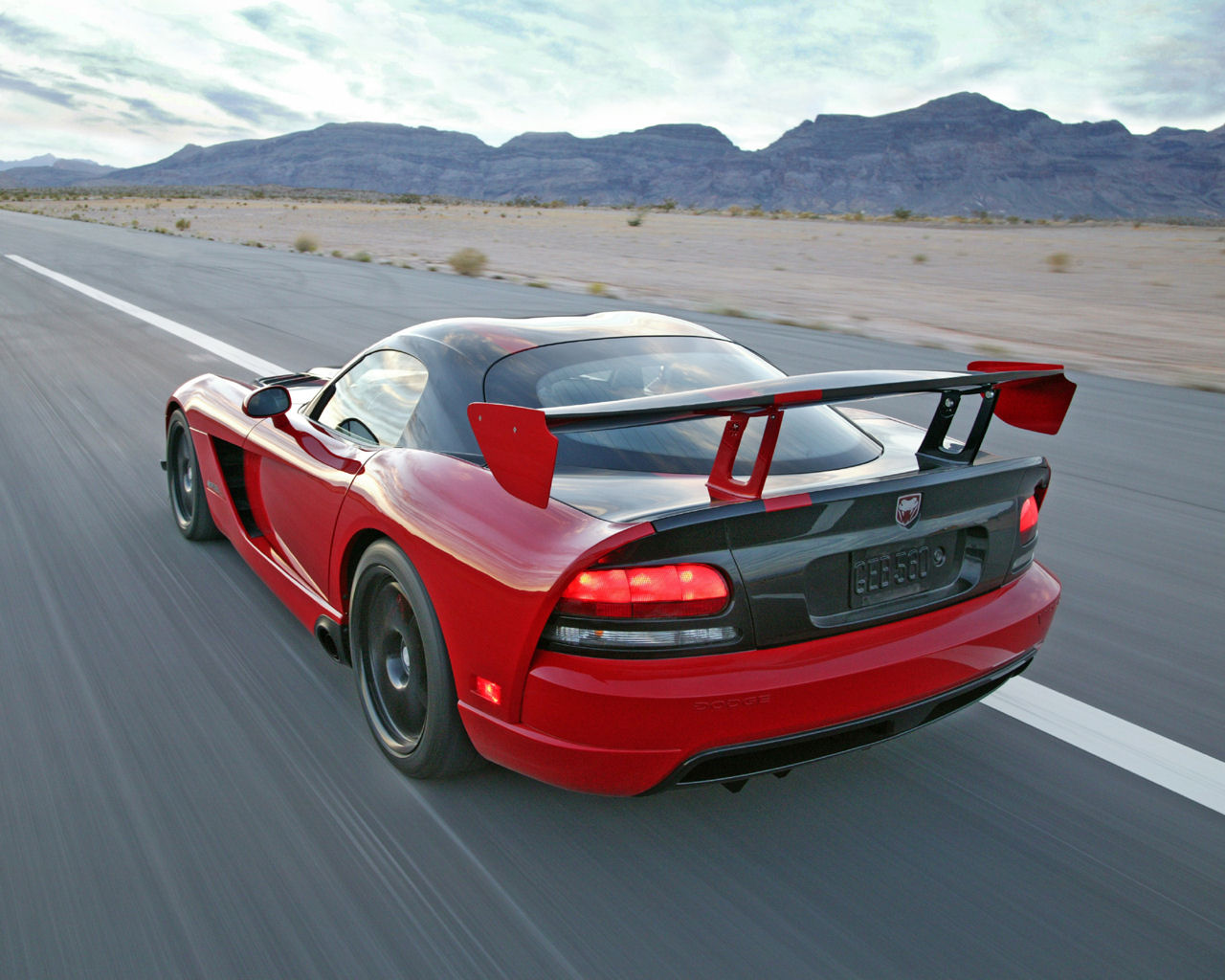 Dodge Viper Desktop Wallpaper