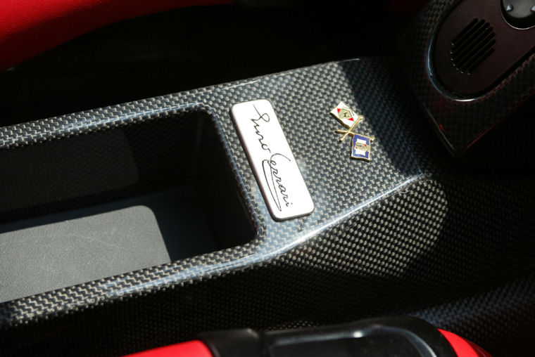 2003 Ferrari Enzo Center Console Picture