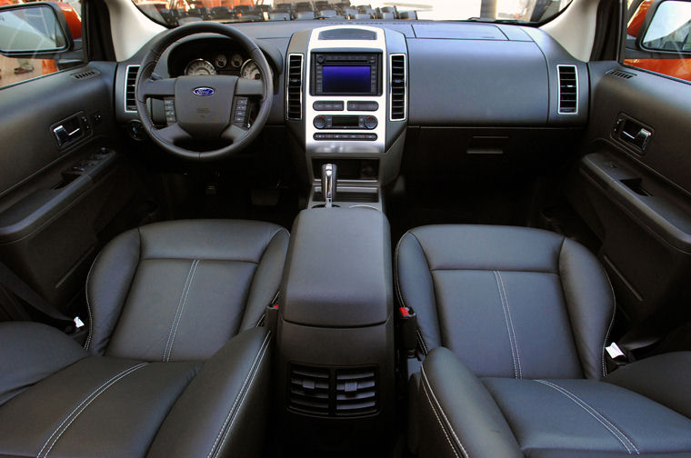 2009 Ford Edge Cockpit Picture