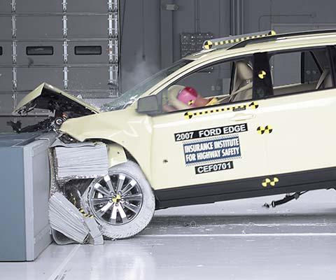 2009 Ford Edge IIHS Frontal Impact Crash Test Picture