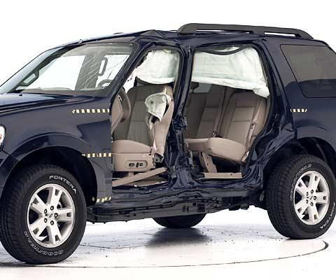 2008 Ford Explorer IIHS Side Impact Crash Test Picture