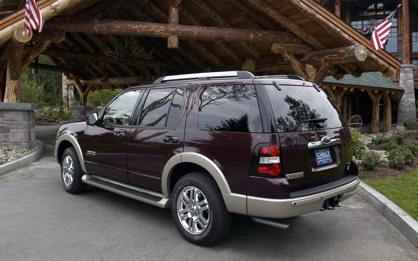 Ford Explorer Desktop Wallpaper