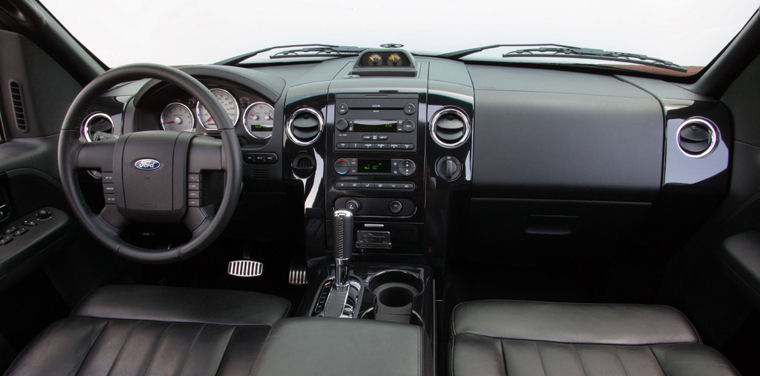 2008 Ford F150 Super Crew Harley Davidson Cockpit Picture