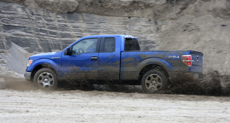 2009 Ford F150 Super Cab XLT Picture