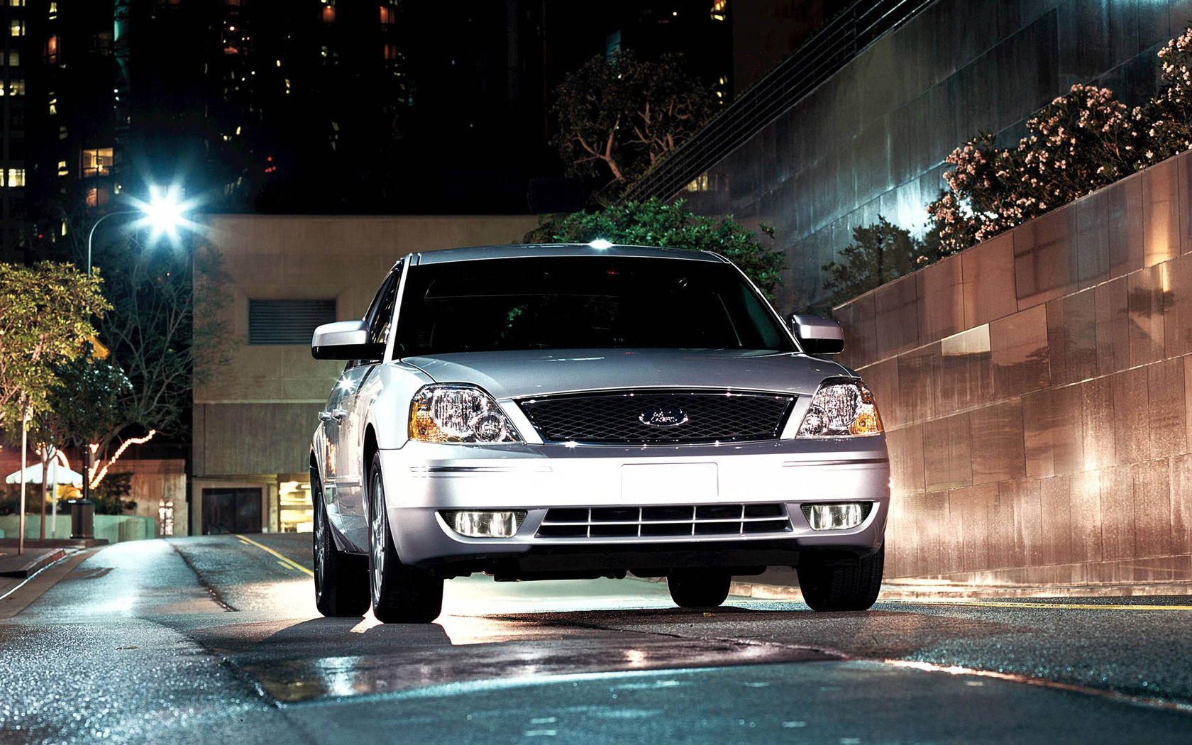 Ford Five Hundred Desktop Wallpaper