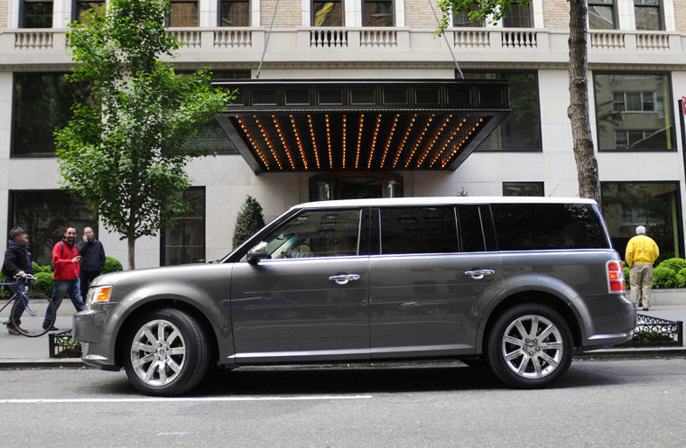 2009 Ford Flex Picture