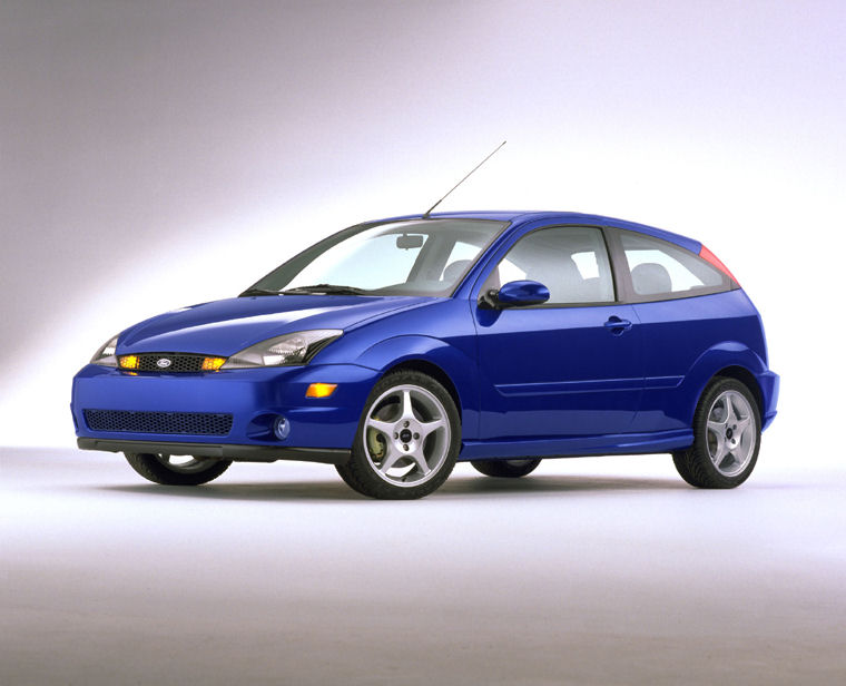 2004 Ford Focus SVT Picture