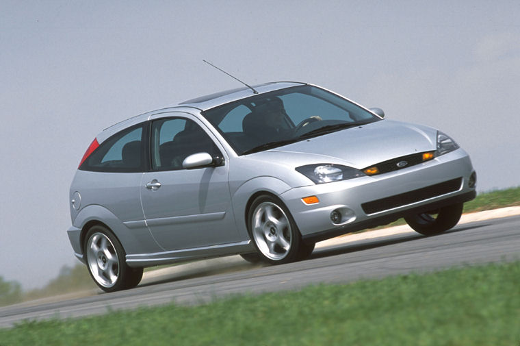 2004 Ford Focus SVT Picture