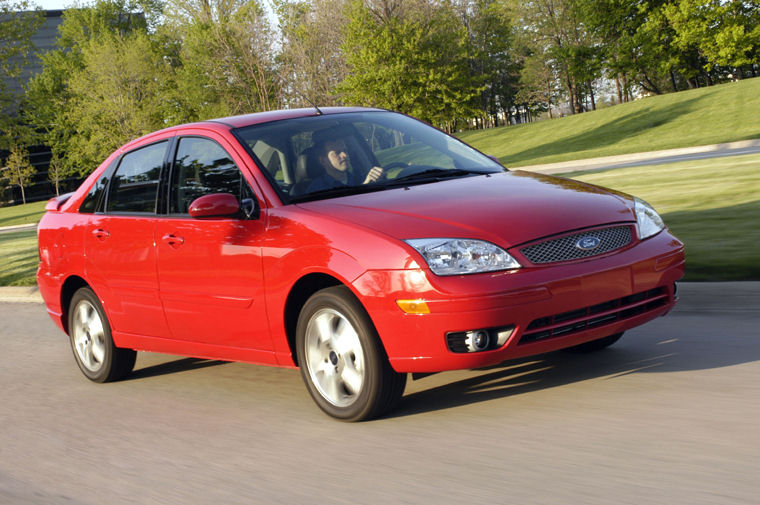 2005 Ford Focus ZX4 ST Picture