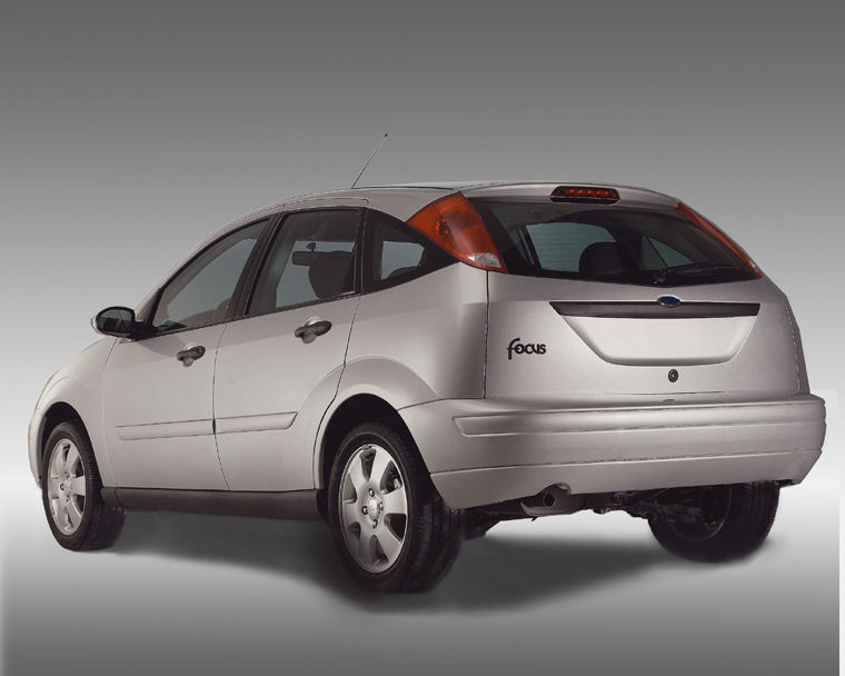 2005 Ford Focus ZX5 Picture