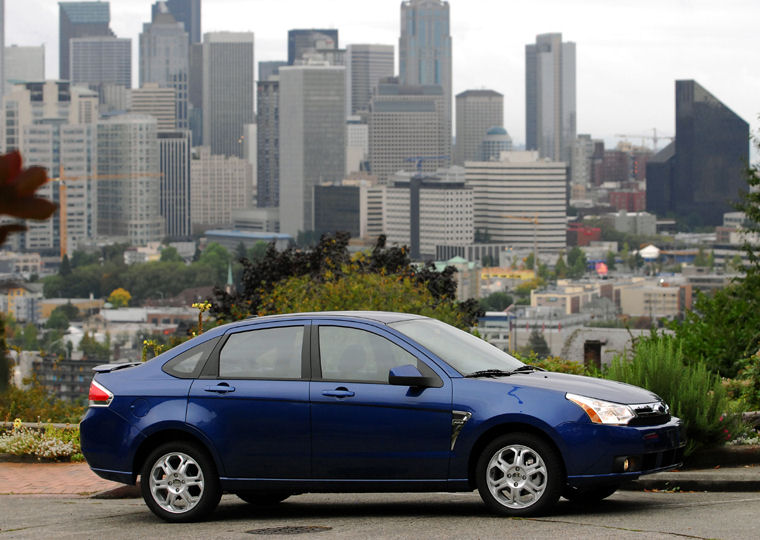 2009 Ford Focus Sedan Picture