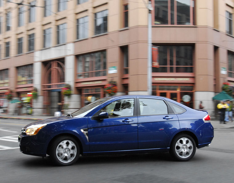 2009 Ford Focus Sedan Picture