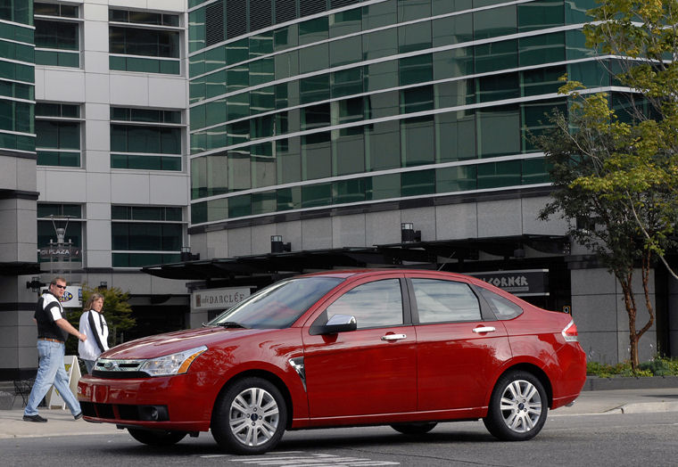 2010 Ford Focus Sedan Picture