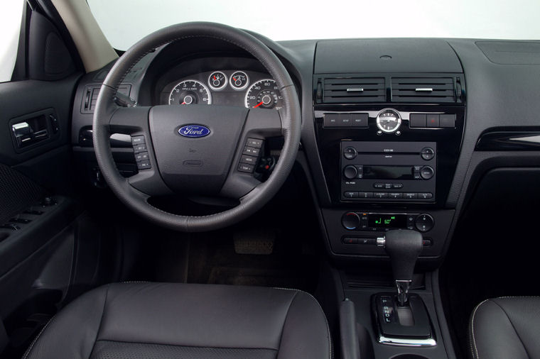 2006 Ford Fusion Cockpit Picture