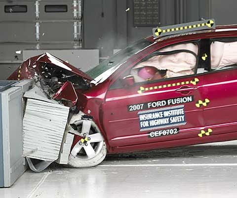 2008 Ford Fusion IIHS Frontal Impact Crash Test Picture