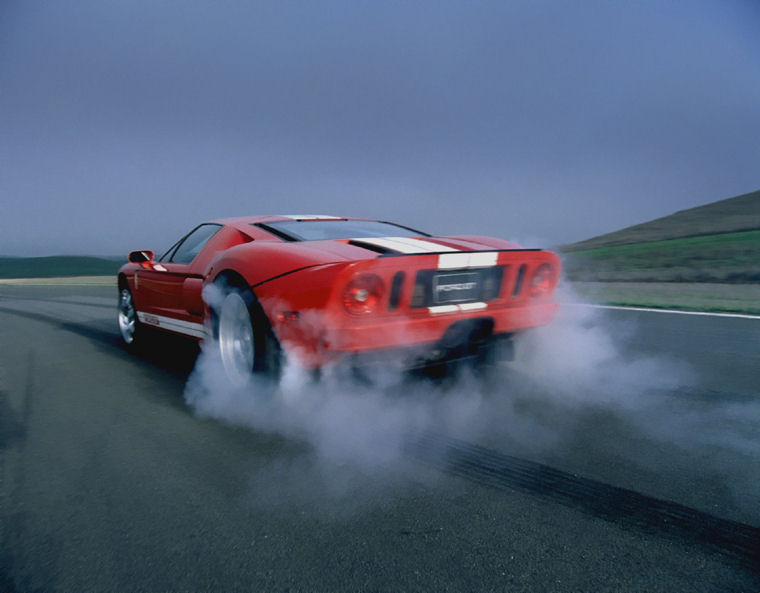 2005 Ford GT Picture