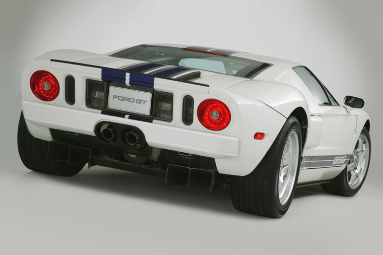 2005 Ford GT Picture