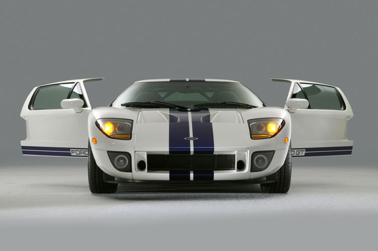 2005 Ford GT Picture