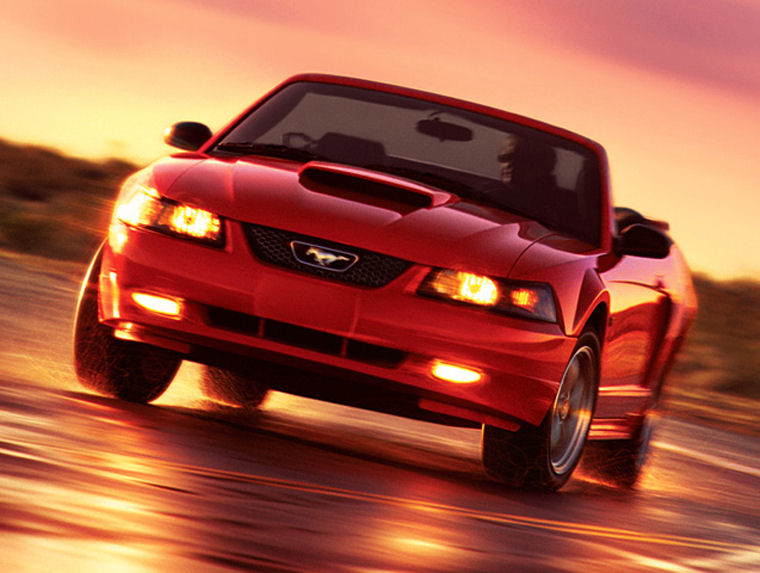 2004 Ford Mustang GT Picture