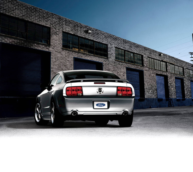 2005 Ford Mustang GT Picture