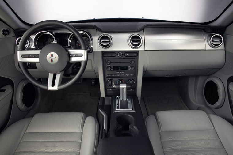 2005 Ford Mustang GT Cockpit Picture