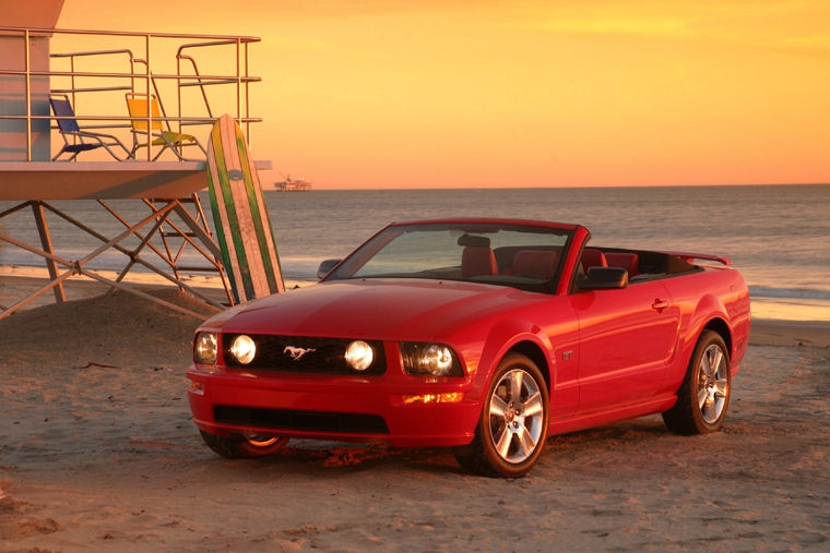 2006 Ford Mustang GT Convertible Picture