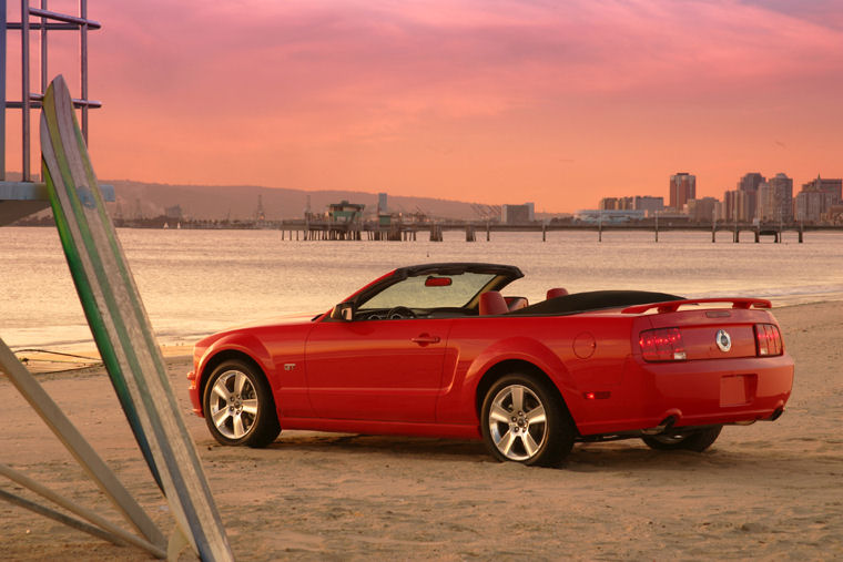 2006 Ford Mustang GT Convertible Picture