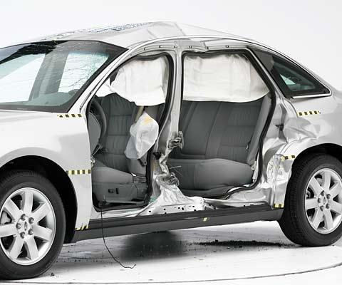 2008 Ford Taurus IIHS Side Impact Crash Test Picture