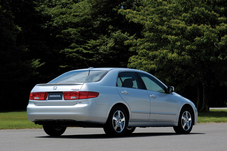 2005 Honda Accord Hybrid Picture