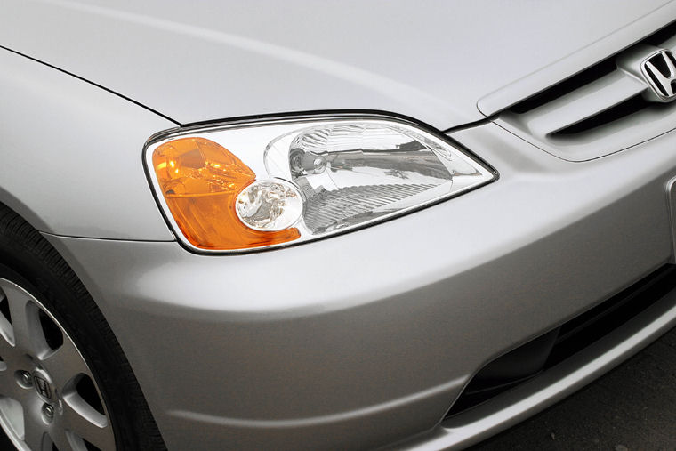 2003 Honda Civic Coupe Headlight Picture